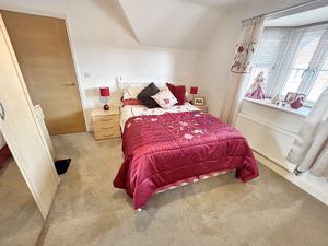 Bedroom- click for photo gallery